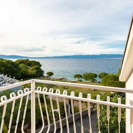Ivo Gostinjska kuća 3*